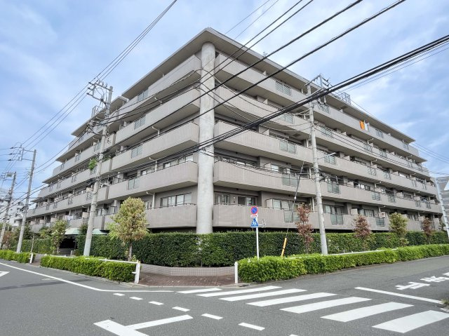 コスモ小竹向原の外観|新規リノベーションマンションにつき快適に新生活をスタートできます