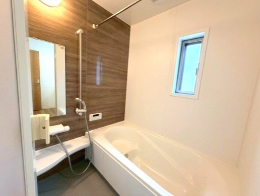 和泉市春木町2階建て角地（小学校は南松尾はつが野学園）の浴室|お風呂です