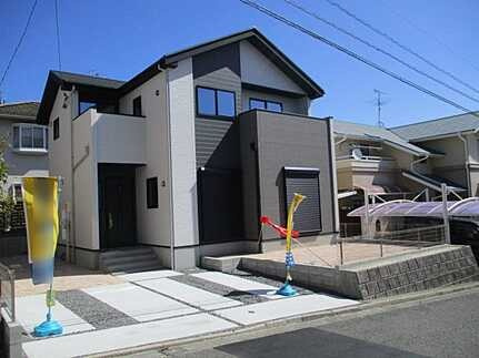 廿日市市四季が丘５丁目　新築一戸建ての外観