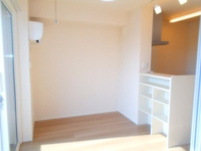 【居間・リビング】 | ロンサールⅡ | ゆったりとしたリビングです