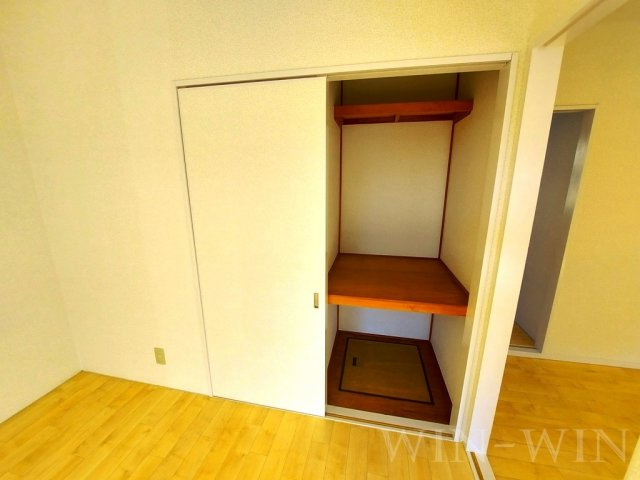 プロヴァンス飯村の収納