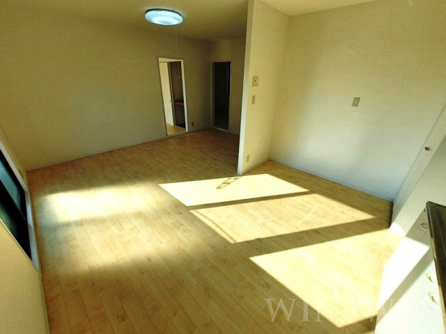 プロヴァンス飯村の居間・リビング