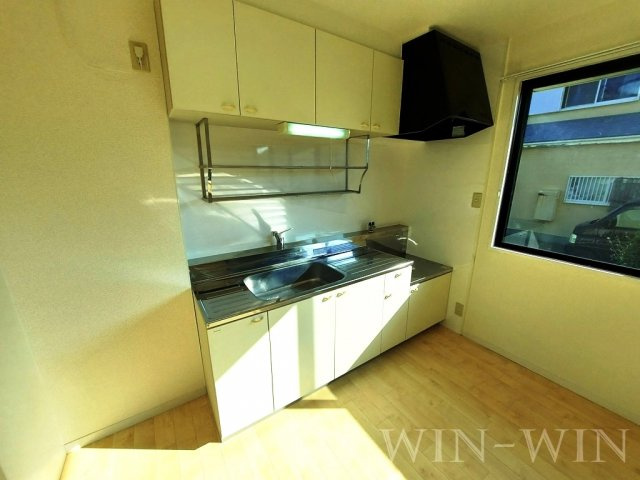 プロヴァンス飯村のキッチン