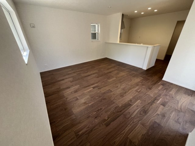 【居間・リビング】 | 【20万円ｷｬｯｼｭﾊﾞｯｸ対象物件】ファーストタウン第6河合町星和台 全2棟 1号棟 | 施工例写真