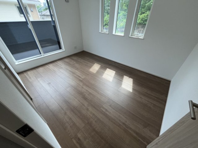 【寝室】 | 【20万円ｷｬｯｼｭﾊﾞｯｸ対象物件】ファーストタウン第6河合町星和台 全2棟 1号棟