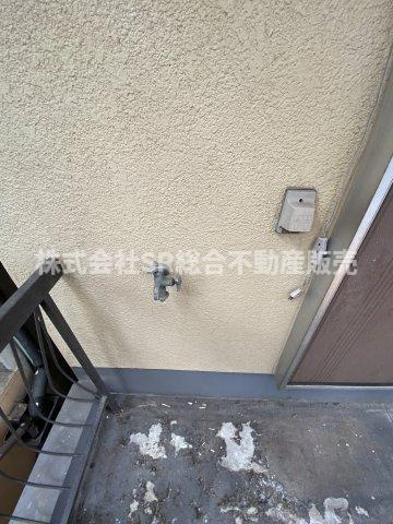 足代北1丁目中古戸建のバルコニー|洗濯機置場はバルコニーにあります！
