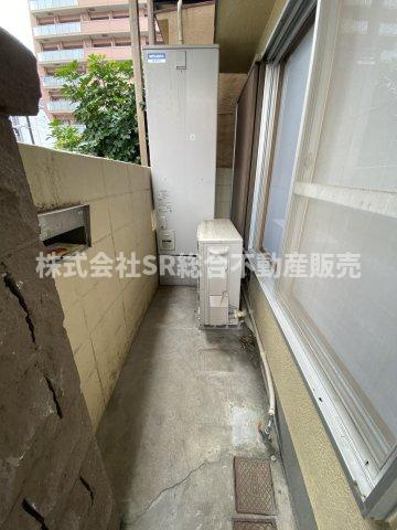 足代北1丁目中古戸建のその他共用部分|自転車置場、お子様の外用のおもちゃ、植木鉢等も置けます！