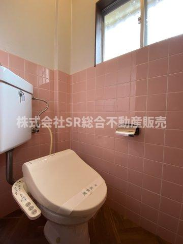 足代北1丁目中古戸建のトイレ|温水洗浄便座もございます♪