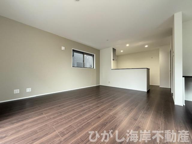 茅ヶ崎市今宿　新築戸建　全4棟　の居間・リビング|18帖　LDK