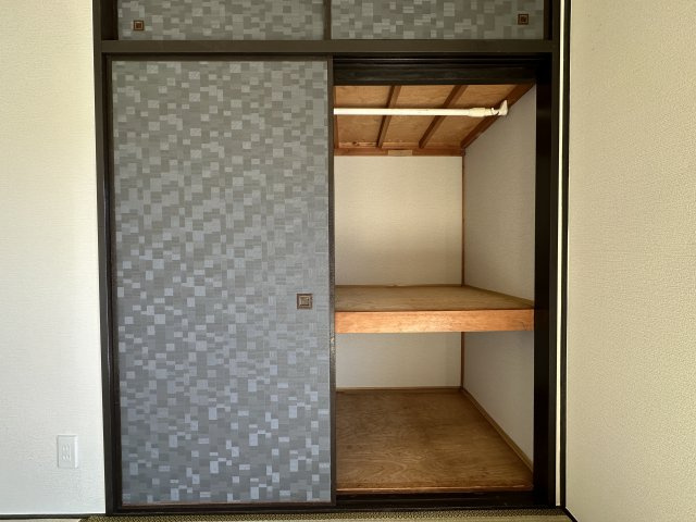 神戸市西区持子1丁目テラスハウスの収納