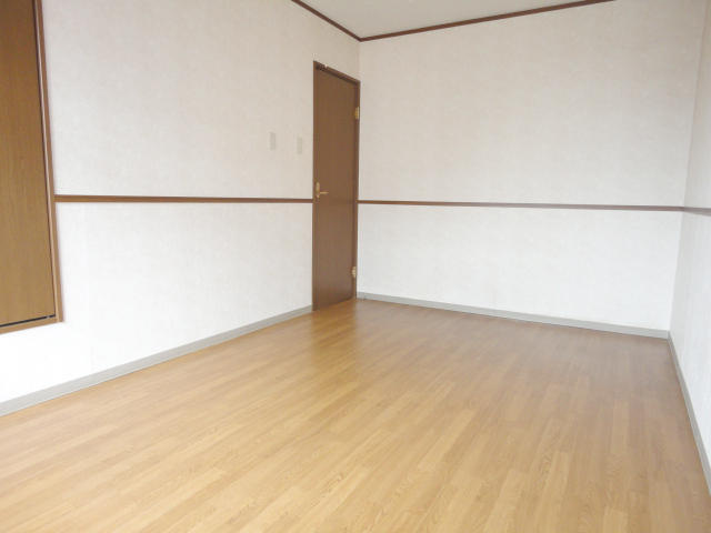 加古郡播磨町上野添１丁目のアパートの洋室