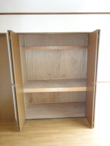 加古郡播磨町上野添１丁目のアパートの収納|収納スペース豊富です