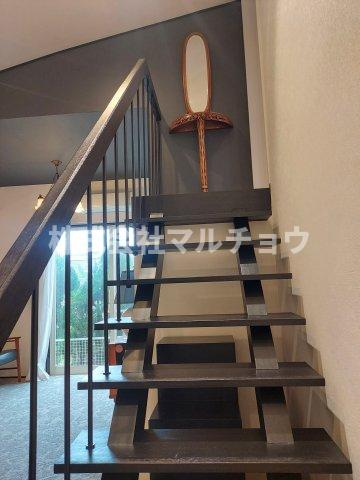 オレンジランド戸建ての玄関|シンプルで使いやすい玄関です