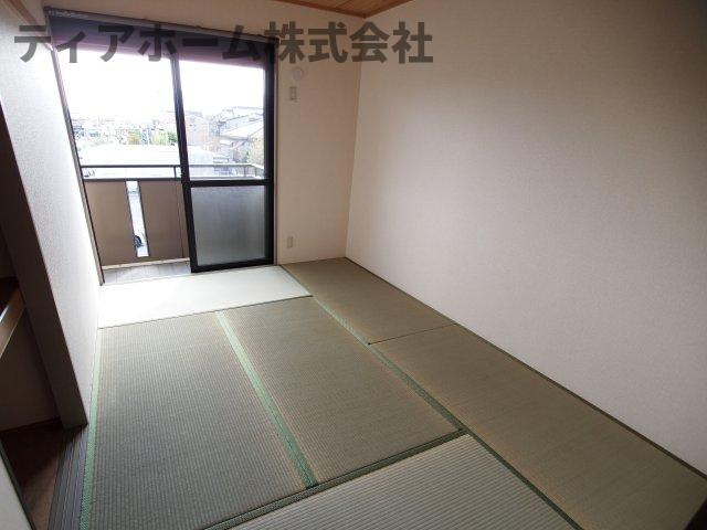カサベルテC棟の和室|和室ならではの温かな和の空間で寛ぎの時間を過ごせます