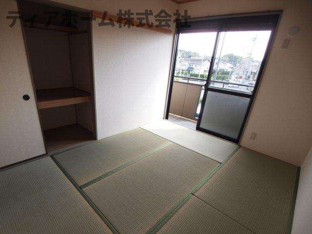 カサベルテC棟の和室|和室があると落ち着いた雰囲気になりますね