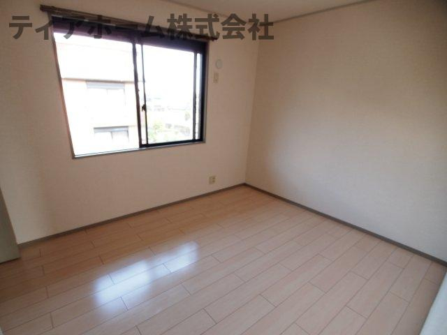 カサベルテCの洋室|スタンダードな洋室です