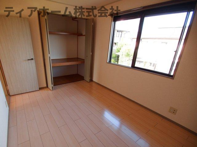 カサベルテC棟の洋室|きれいな洋室です