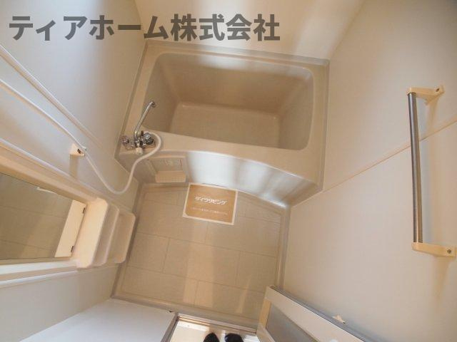 カサベルテC棟の浴室|きれいなお風呂です