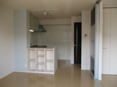 【居間・リビング】 | プレミール A | リビングルーム