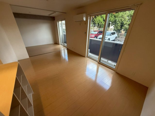 フローラル　メゾンの居間・リビング