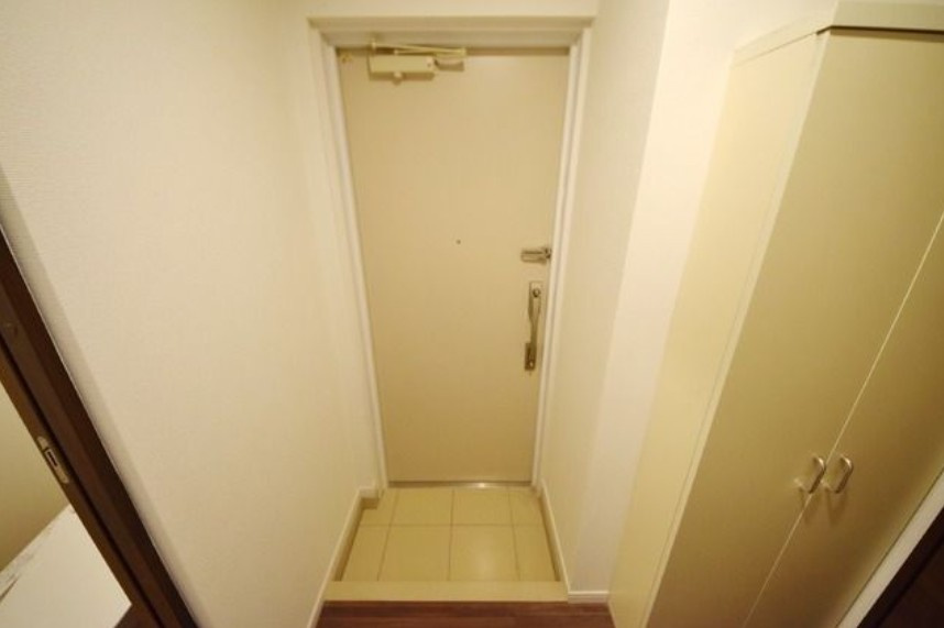 ユーガ千石の玄関