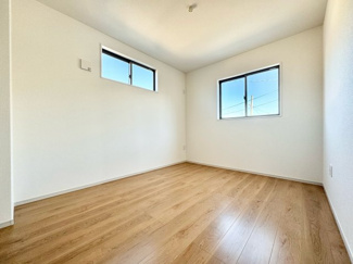 【洋室】 | 伏見区桃山与五郎町　新築戸建 | 【洋室5.7帖】