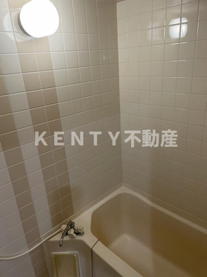 【浴室】 | リヴァーストーン | コンパクトで使いやすいお風呂です