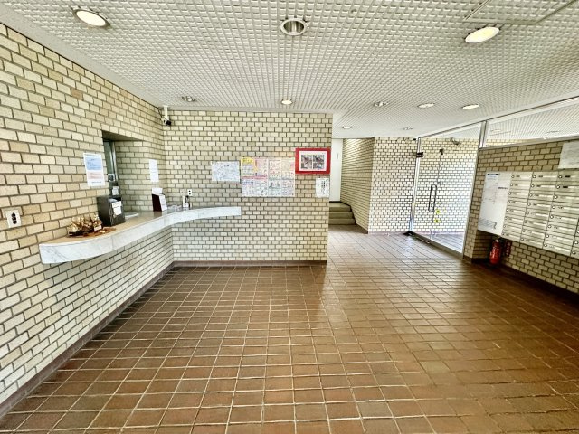 【エントランス】