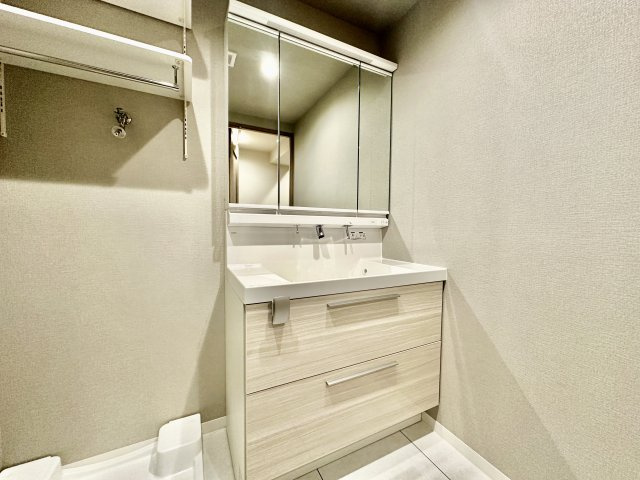 【独立洗面台】