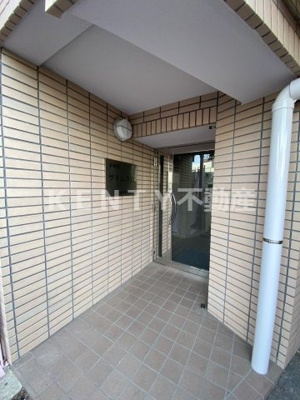 【エントランス】 | 月村マンションＮｏ．２１ | 清潔なエントランスです