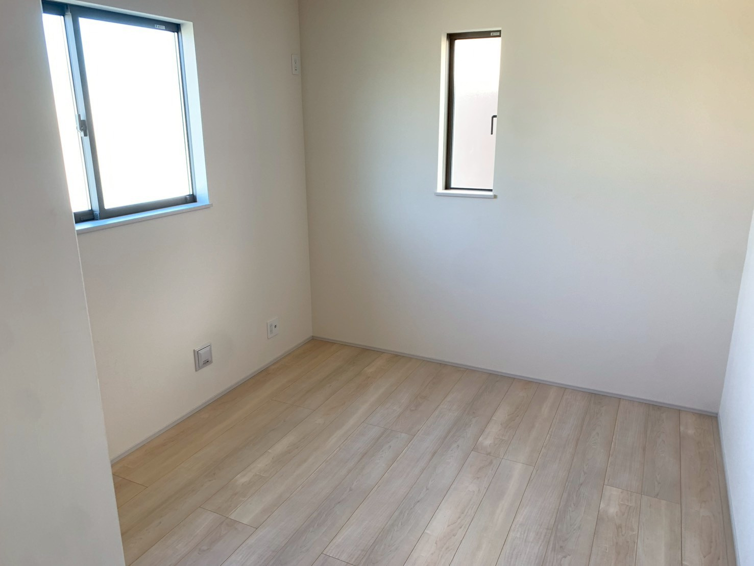 売新築戸建　富士市松本の洋室