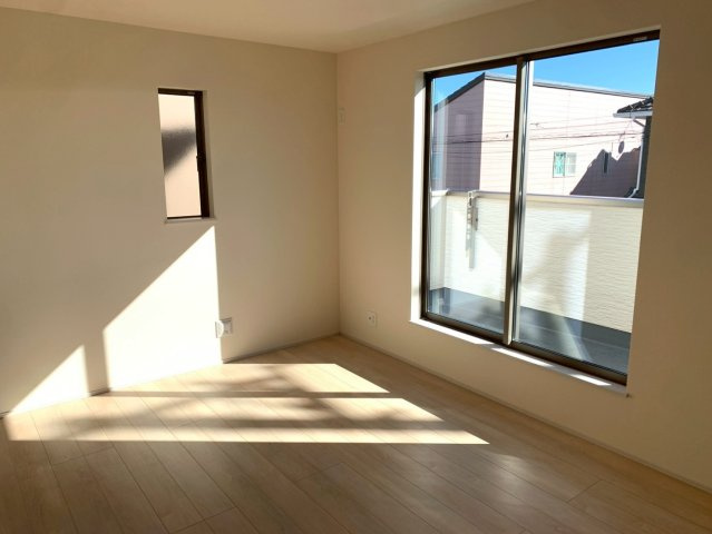 売新築戸建　富士市松本の洋室