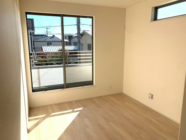 売新築戸建　富士市松本の洋室