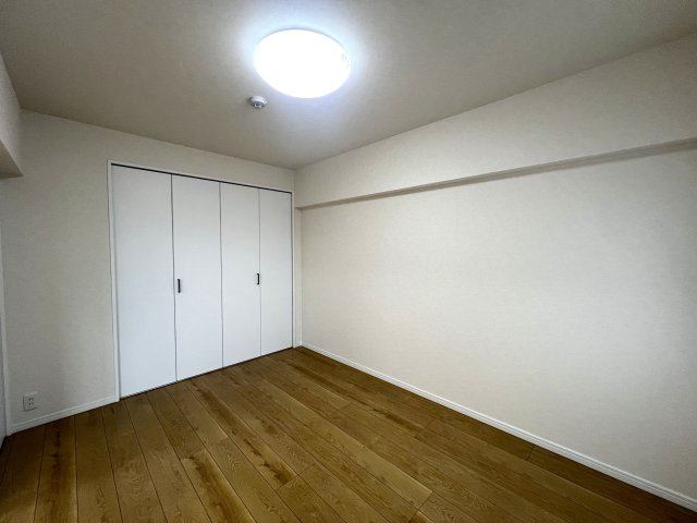 13階からの眺望は圧巻！！晴れていれば富士山も見える！きっと希望も見える！！【リフォーム】若葉台団地1-4号棟の洋室