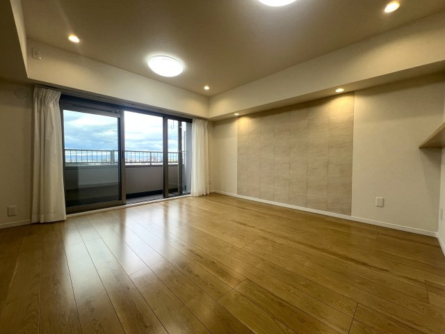 13階からの眺望は圧巻！！晴れていれば富士山も見える！きっと希望も見える！！【リフォーム】若葉台団地1-4号棟の洋室