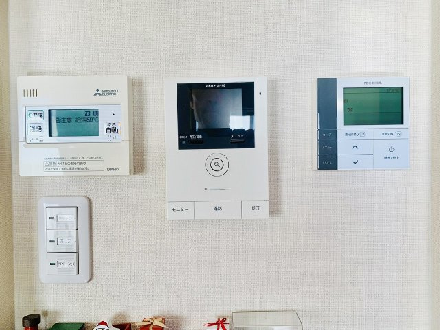 売中古戸建　静岡市清水区蒲原小金の防犯設備|1階のリモコン操作で空調管理も一括管理可能です。