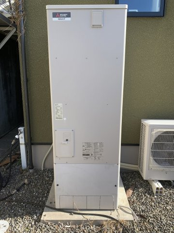 売中古戸建　静岡市清水区蒲原小金の発電・温水設備|給湯設備はエコキュートが完備されています。