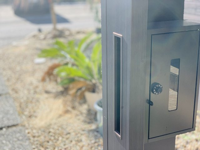 売中古戸建　静岡市清水区蒲原小金の設備|エントランスポストもスマートです。お家の雰囲気にぴったりですね。