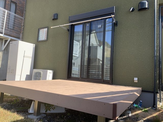 売中古戸建　静岡市清水区蒲原小金の庭|ウッドデッキがあります。陽当たりが良いので洗濯物も良く乾きそうですね。