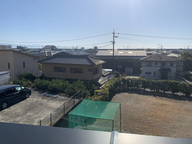 売中古戸建　静岡市清水区蒲原小金の展望|高台の立地で前面には建物もないため、眺望・日当たり・風通し、全て良好です。