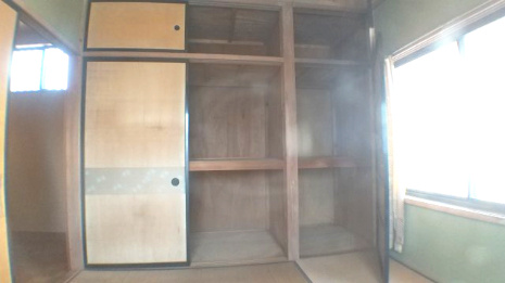 売中古戸建　静岡市清水区由比町屋原の収納|2階和室にはたくさんの収納スペースがあります。