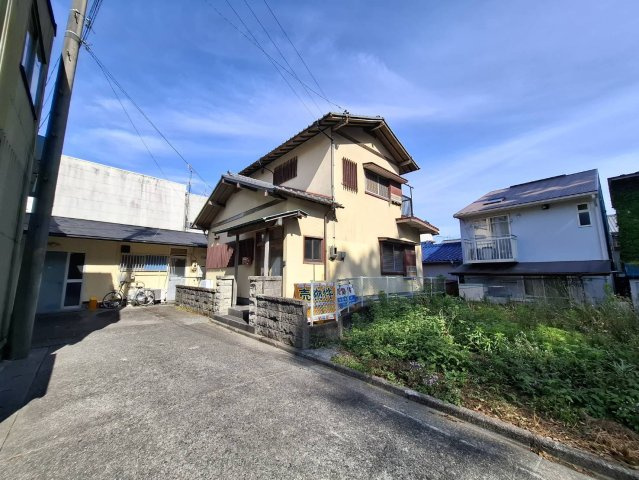 売中古戸建　静岡市清水区由比町屋原の前面道路含む現地写真