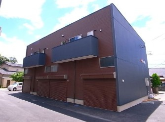 G-ROSSO B棟の外観