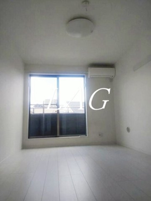 【居間・リビング】 | クラッス大和町 | 洋室のお部屋です。