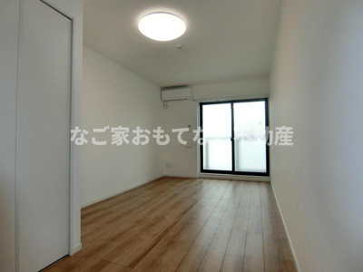 【内装】 | リブリ・KNウイング