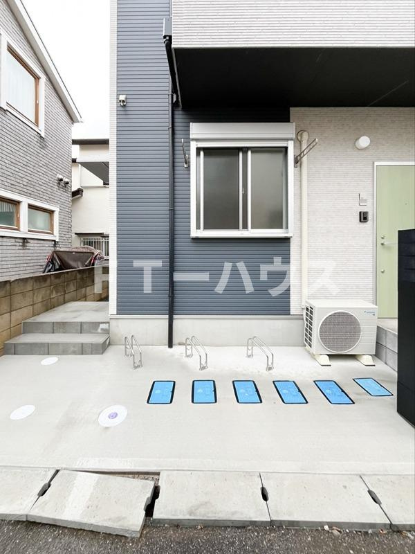 ベレガンス八千代台の玄関