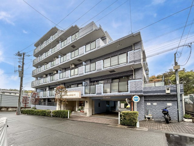 セザール第六赤塚公園の外観|新規リノベーションマンションにつき快適に新生活をスタートできます