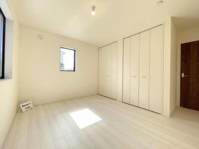 三郷市東町　新築平屋戸建　全1棟の洋室|同施工会社の参考写真になります。