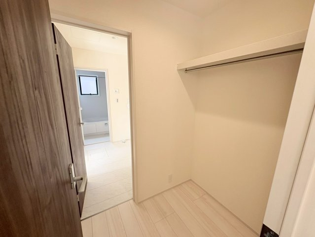 リーブルガーデン　岐阜市日野東1丁目　全1区画分譲のキッチン|お手入れが楽なステンレスをワークスペース部分に使用した機能的で美しいシステムキッチンを使用しています