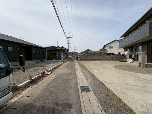 リーブルガーデン　岐阜市日野東1丁目　全1区画分譲の前面道路含む現地写真|「現地（2026年1月19日）撮影」　
■前面道路　
■ヤマダ不動産　株式会社リライフ